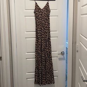 Leopard print maxi dress